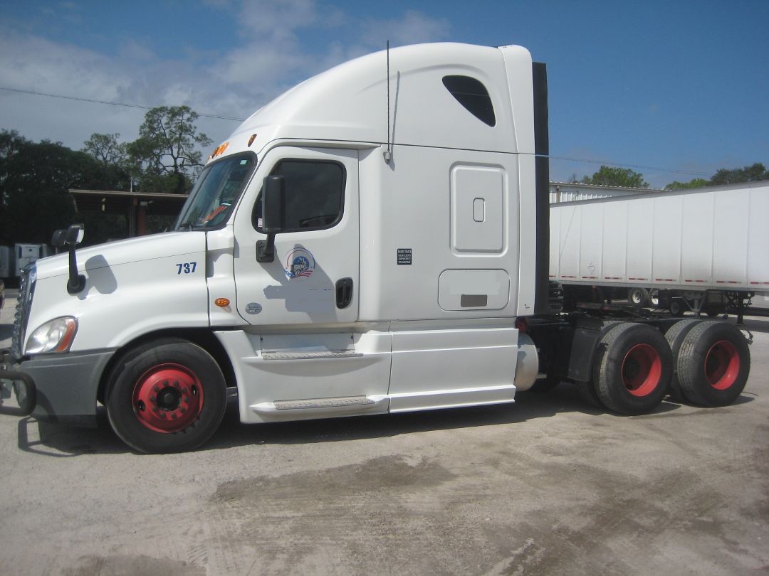 2013 FREIGHTLINER Cascadia - Image 5